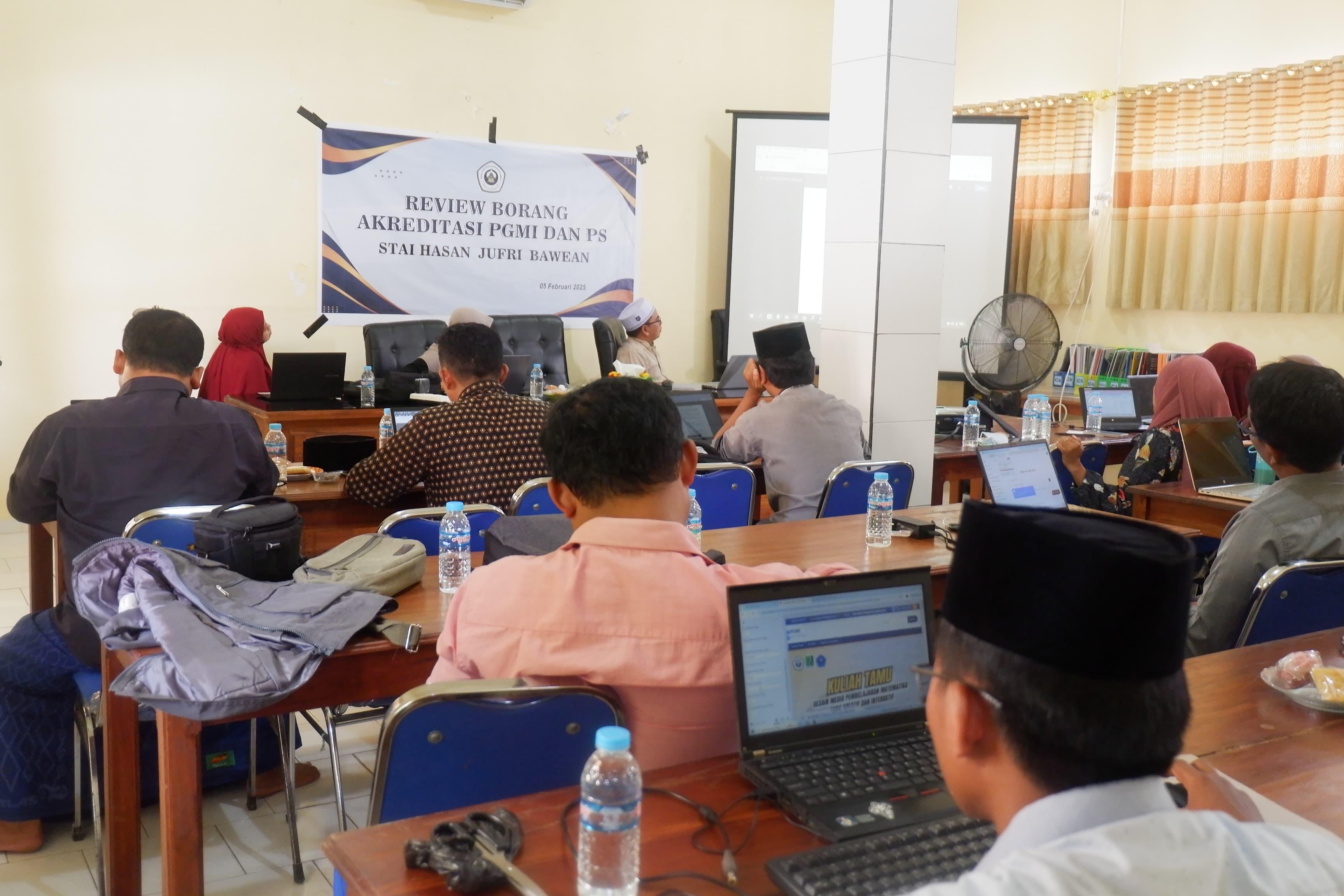 Review Borang 2 Prodi PGMI dan PS oleh Pimpinan